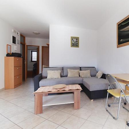 Apartments Lidija 로비니 외부 사진