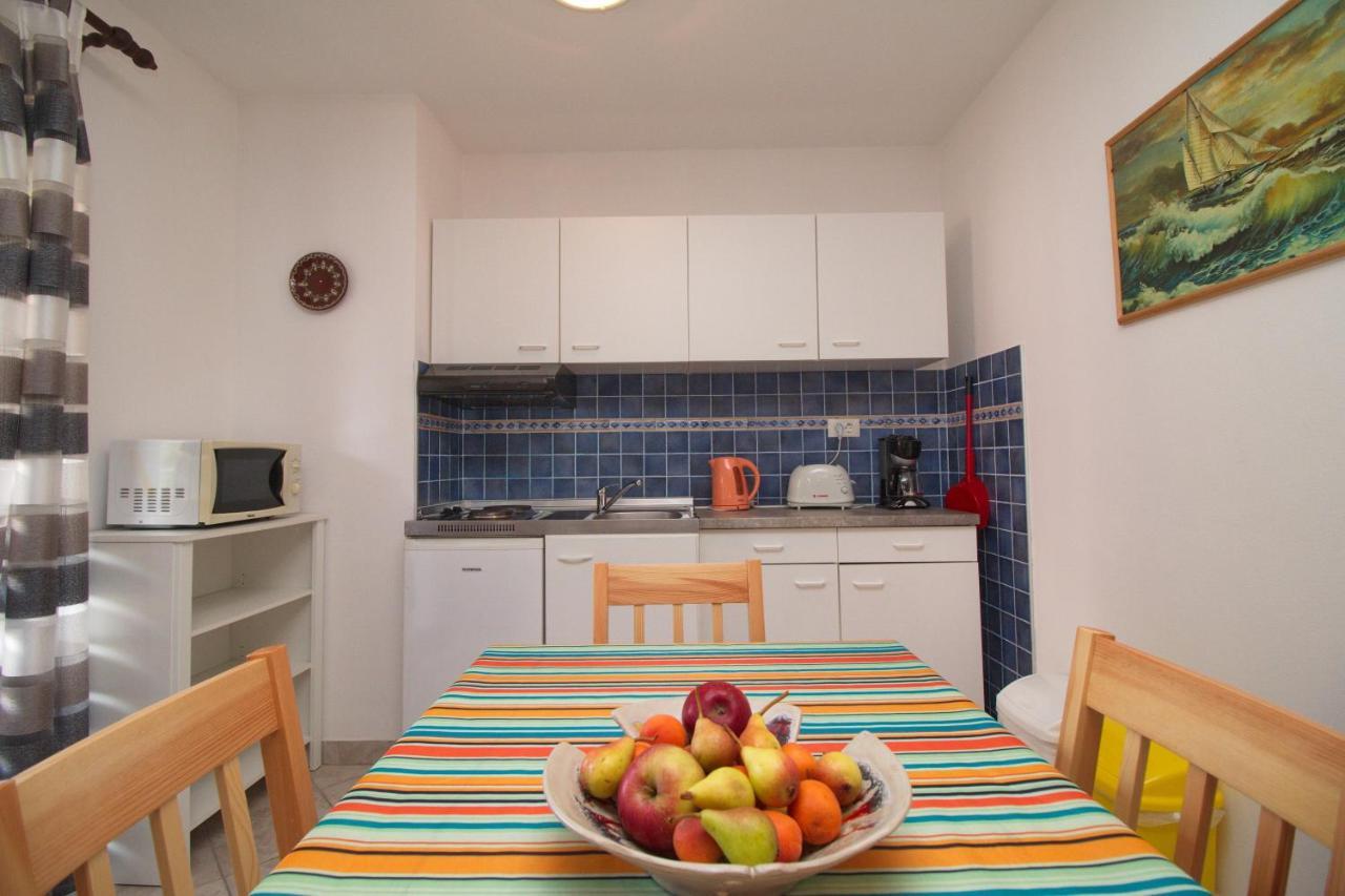 Apartments Lidija 로비니 외부 사진