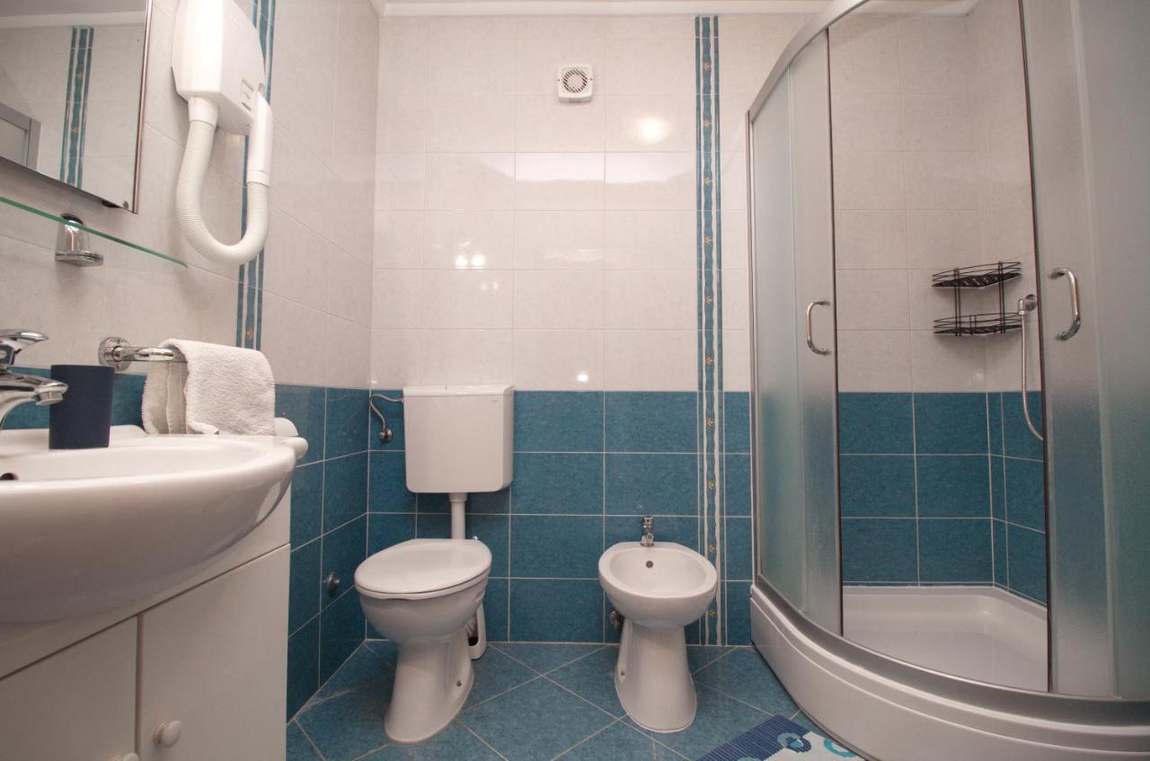 Apartments Lidija 로비니 외부 사진