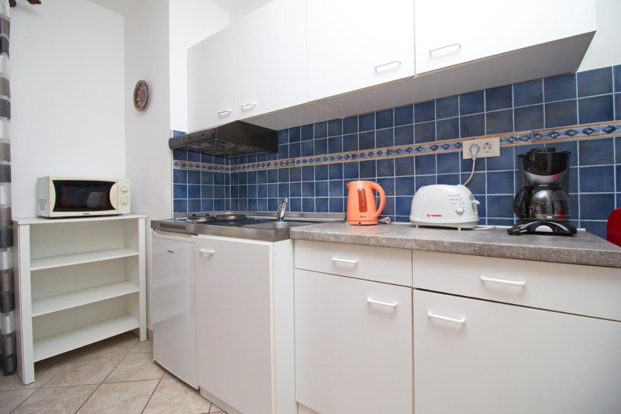 Apartments Lidija 로비니 외부 사진