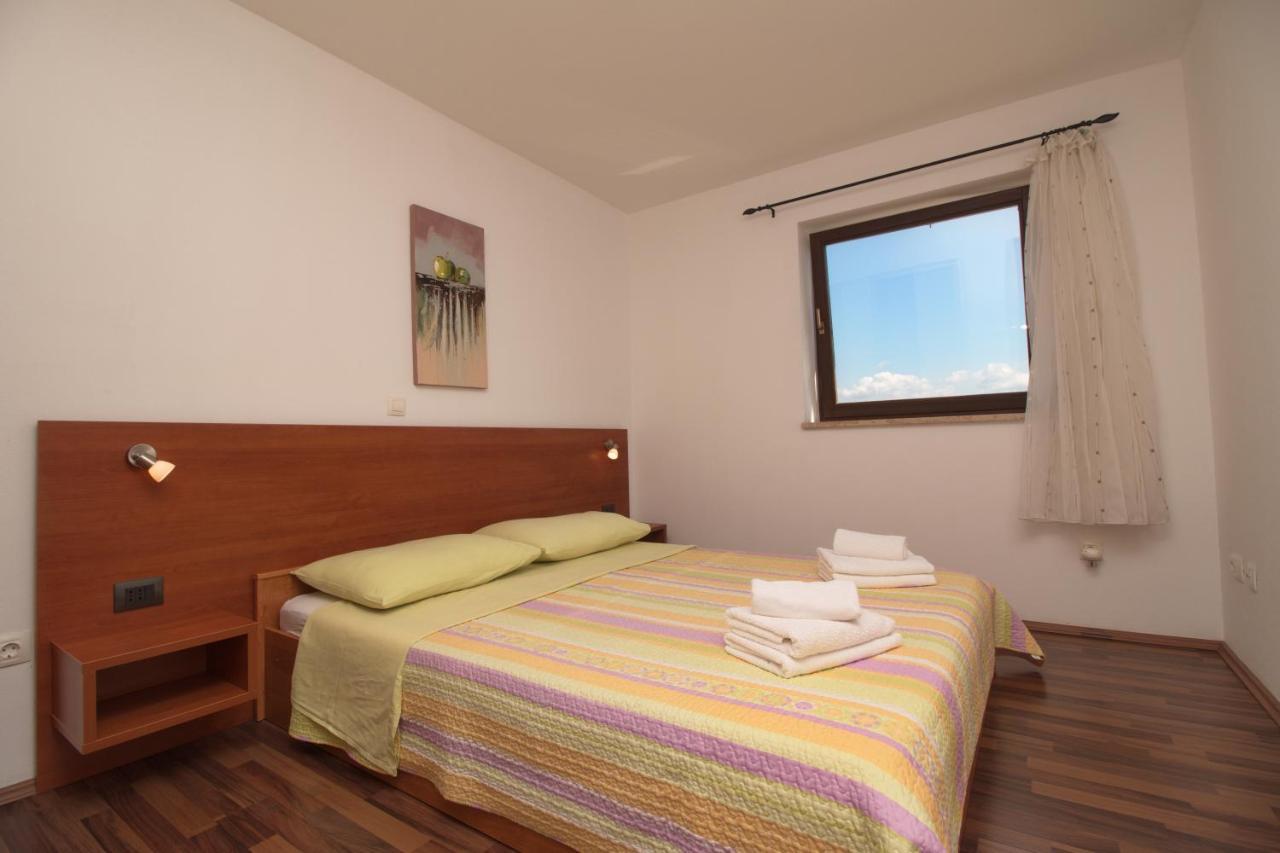 Apartments Lidija 로비니 외부 사진