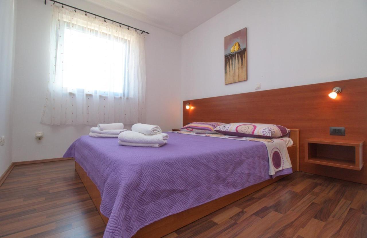 Apartments Lidija 로비니 외부 사진